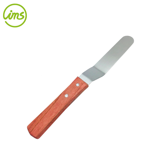 6" SS Icing Spatula Wooden Handle
